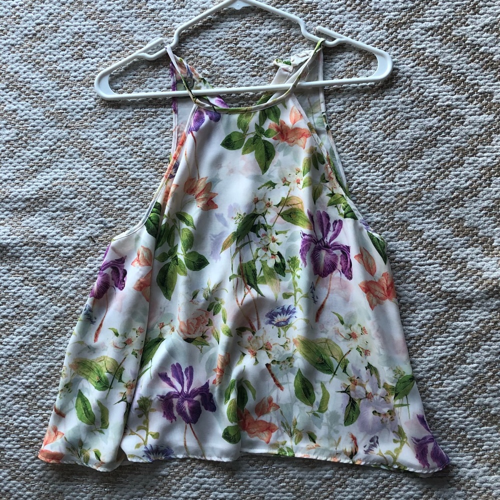 Show Me Your Mumu floral top and short set!